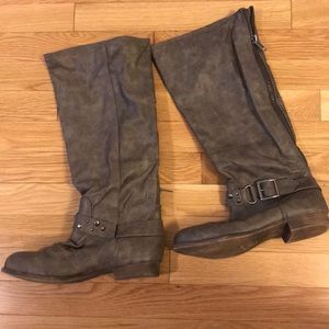 Size 8 Blowfish tan riding boots